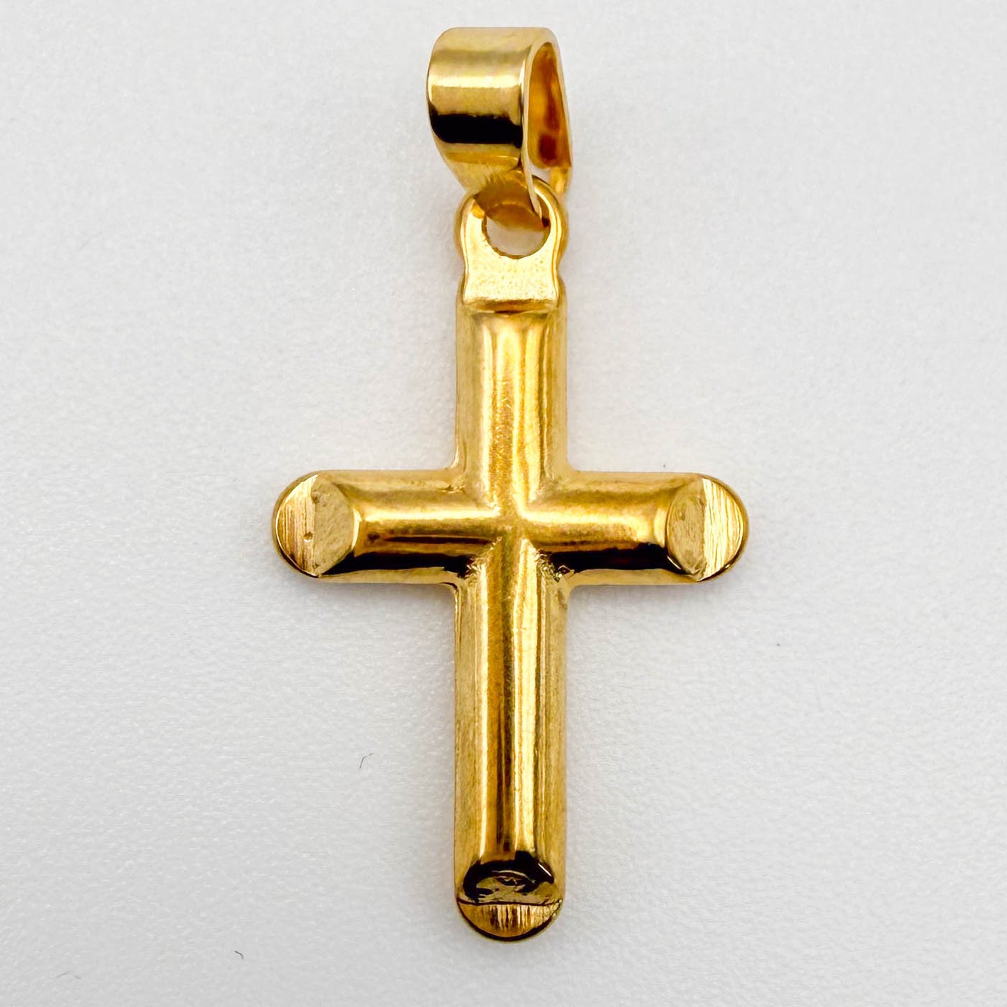 LYVANLIStainless Steel Cross Pendant Necklace Charm – Fashion Titanium Steel Non-Fading DIY Jewelry Accessory