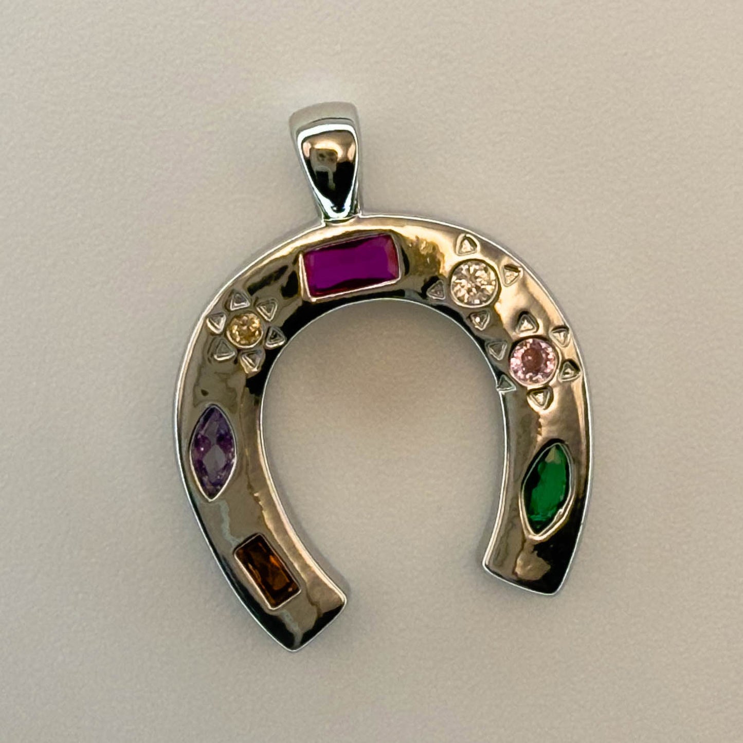 LYVANLI18K Gold Filled Horseshoe Pendant with Zircon U-Shaped Necklace & Bracelet Charm for DIY Jewelry Making Accessories