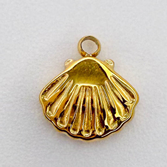 LYVANLI14K Gold Vermeil Starfish Charm & Scallop Pendant, Gold Filled Ocean & Beach Charms for DIY Necklace Jewelry Making