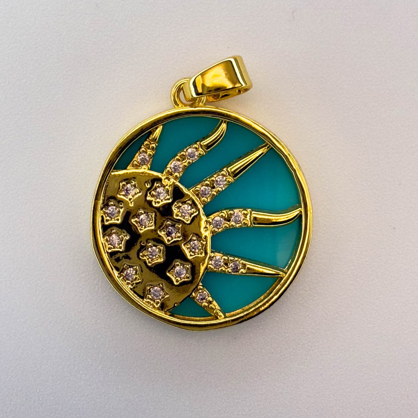 LYVANLI18K Gold Plated Copper Pendant with Zirconia – Original Eight‑Pointed Star Necklace Charm for Women, Unique Jewelry Accessory