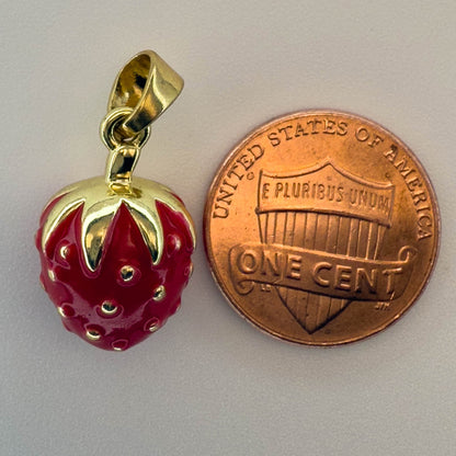 LYVANLICute Strawberry Charm Pendant – Hand‑Painted Enamel DIY Accessory for Bracelets, Necklaces & Earrings – Jewelry Making Supplies