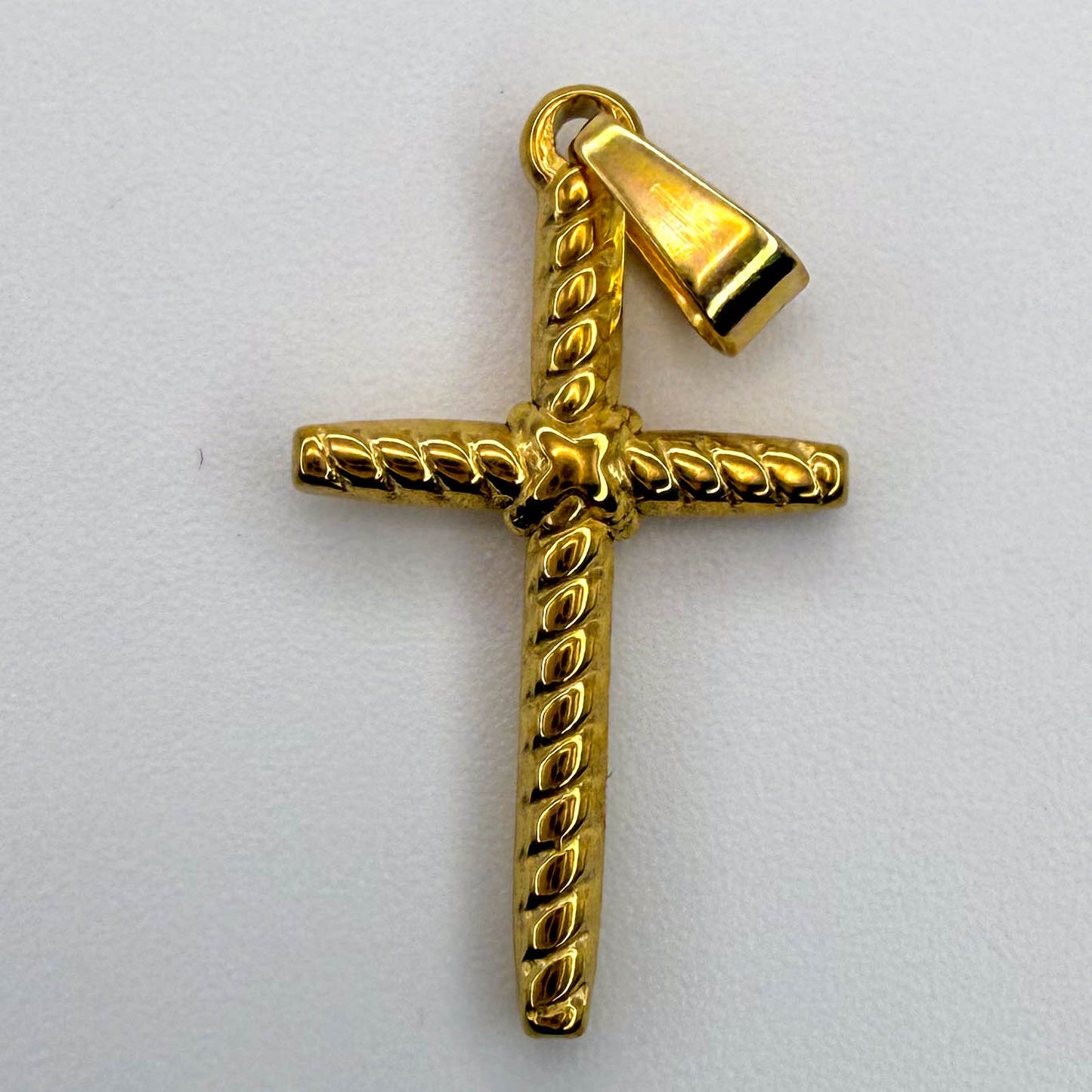 LYVANLIStainless Steel Cross Pendant Necklace Charm – Fashion Titanium Steel Non-Fading DIY Jewelry Accessory