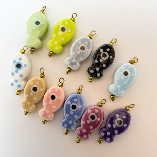 LYVANLIHand-painted ceramic fish pendants with colorful polka dots are ideal for DIY necklaces, earrings, and jewelry accessories.