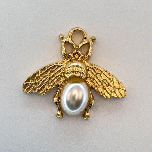 LYVANLIEnamel Bee Charms, Korean Style Alloy Pendants for DIY Bracelets, Necklaces, Earrings, Bags, Shoes & Clothing Accessories