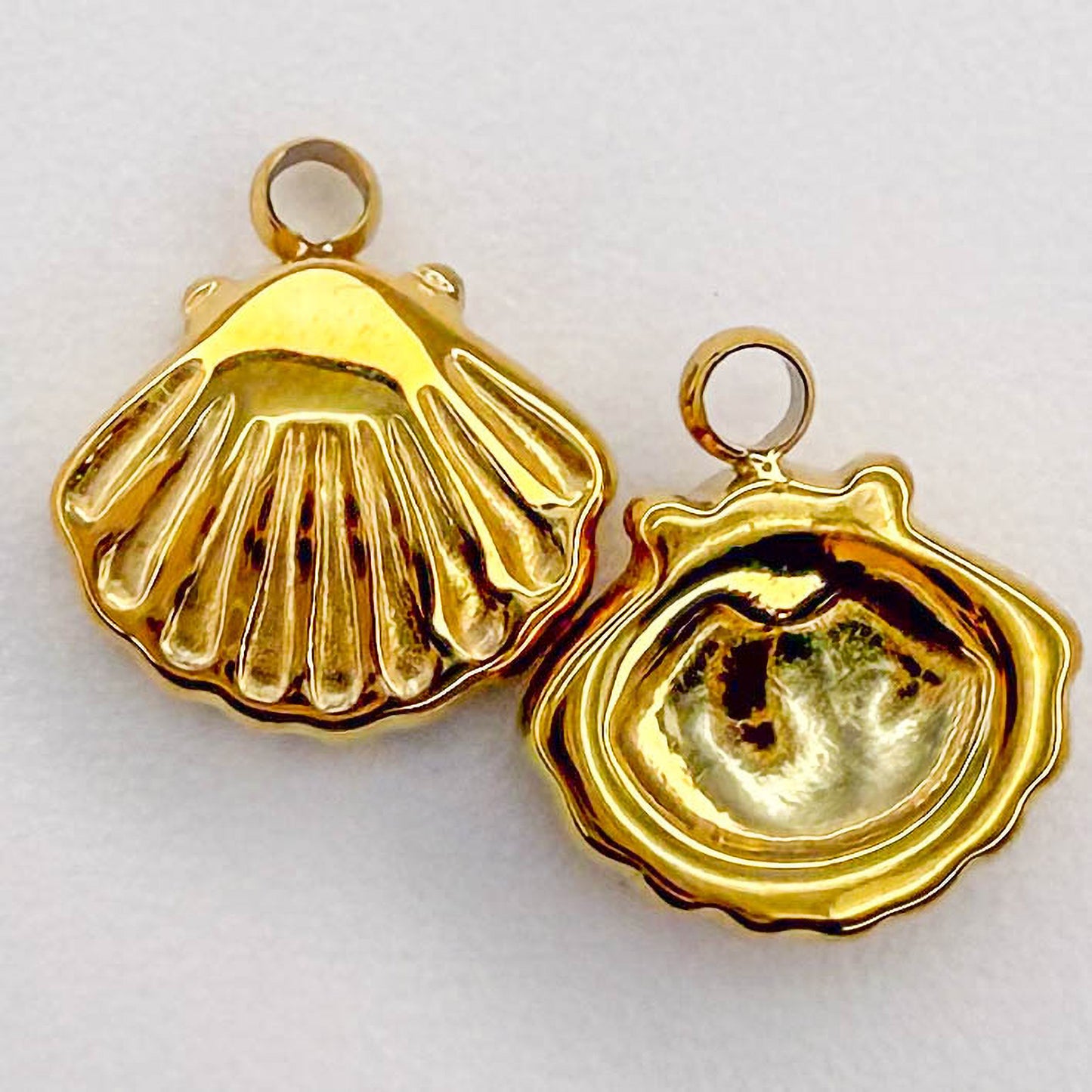 LYVANLI14K Gold Vermeil Starfish Charm & Scallop Pendant, Gold Filled Ocean & Beach Charms for DIY Necklace Jewelry Making